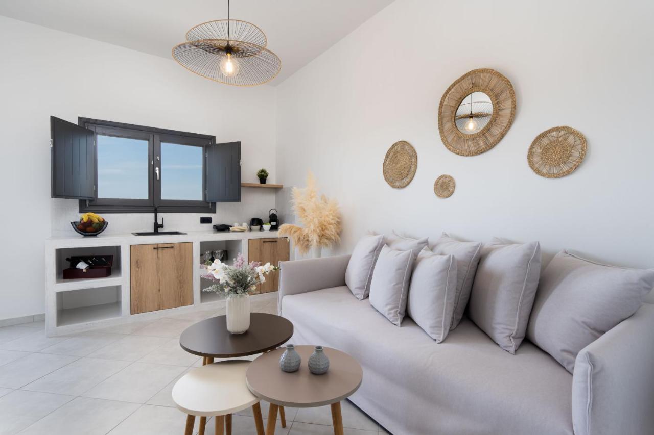 Almira Luxury Suites Perivolos  Extérieur photo