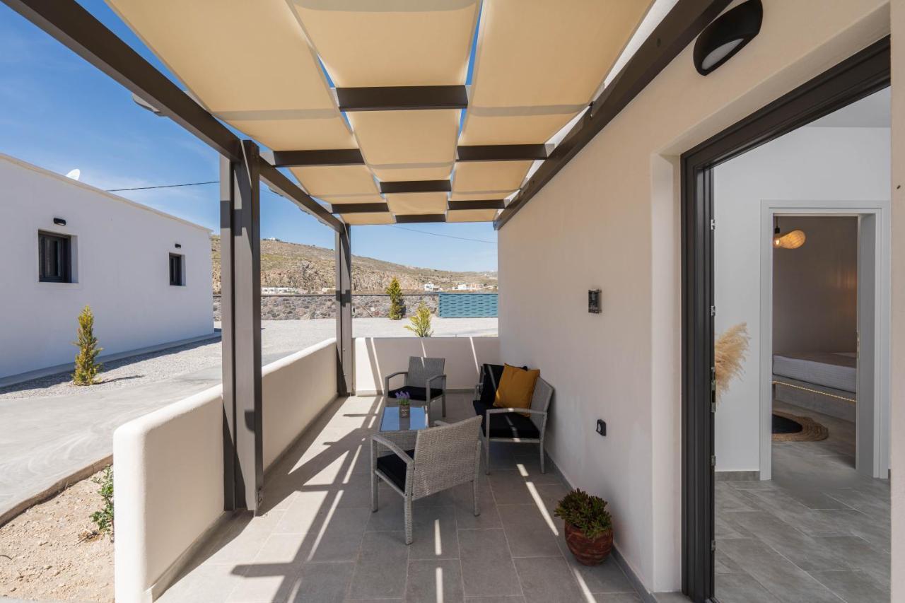 Almira Luxury Suites Perivolos  Extérieur photo