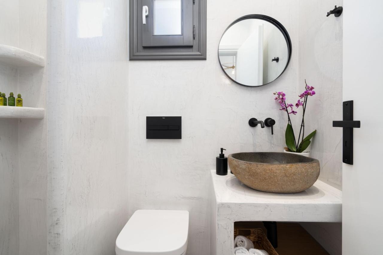 Almira Luxury Suites Perivolos  Extérieur photo
